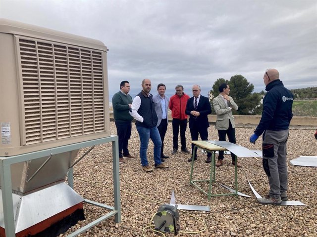 Visita a las obras de bioclimatización en el IES Almicerán