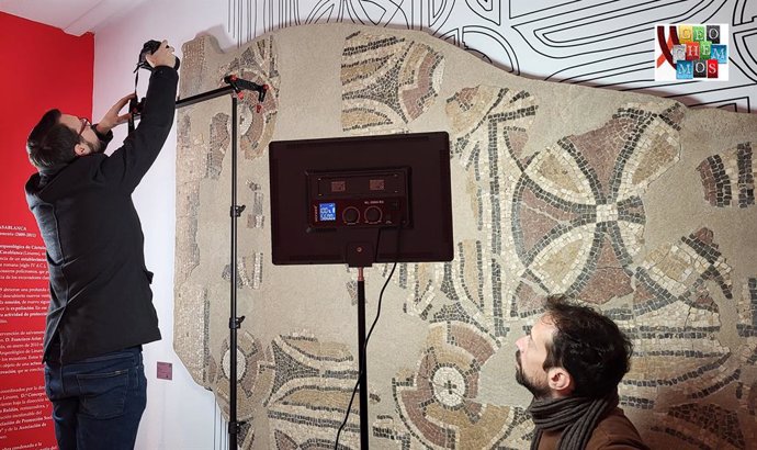 Análisis fotográfico del mosaico de Casablanca, en el Museo Arqueológico de Linares.