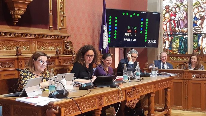 El Consell de Mallorca aprueba modificaciones de crédito para dotar las ayudas urgentes por el temporal 'Juliette'.