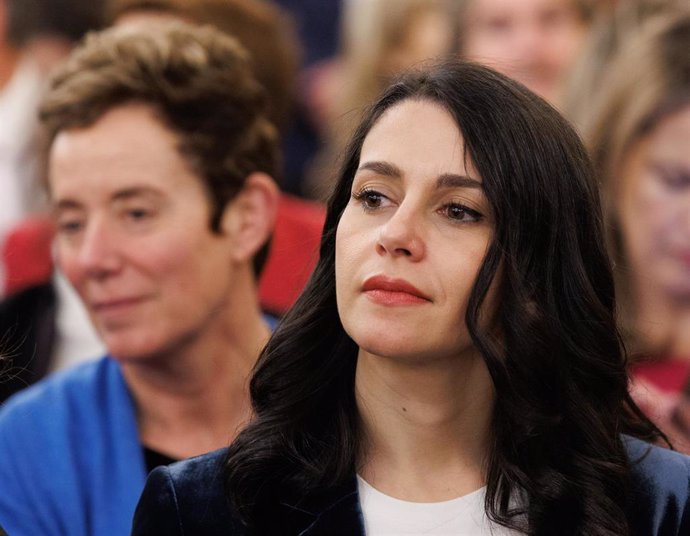 La portavoz de Ciudadanos en el Congreso, Inés Arrimadas, en el Congreso de los Diputados, a 8 de marzo de 2023, en Madrid (España).