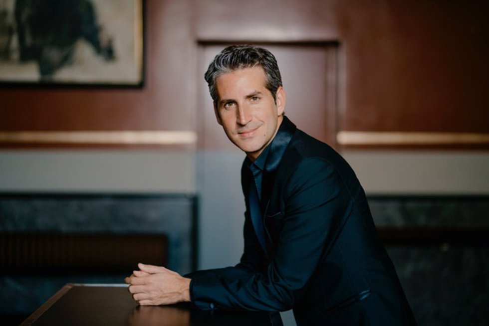 Archivo - Lucas Macias, director de orquesta, en una foto de archivo.