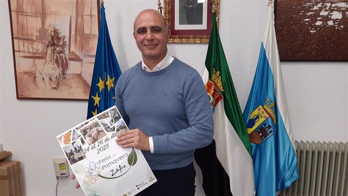 El alcalde de Zafra, José Carlos Contreras, presenta la Feria de Primavera de dicha localidad 2023