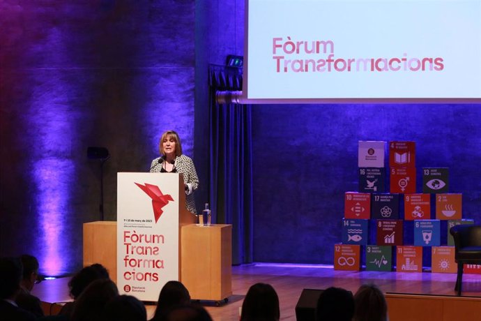 La presidenta de la Diputación de Barcelona, Núria Marín, en la inauguración del I Frum 'Transformacions'.