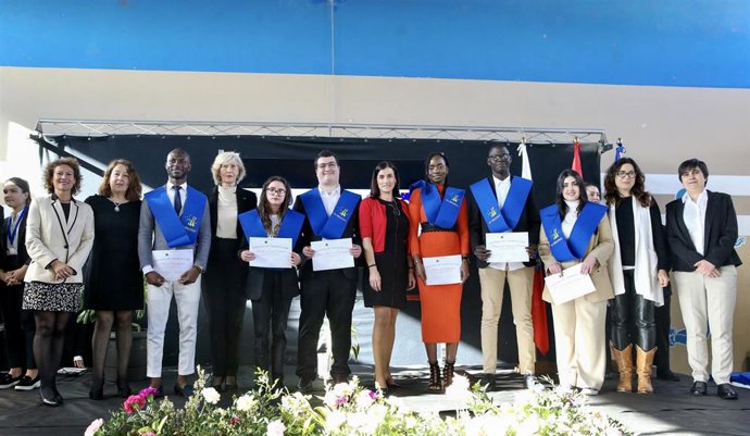 Más de 80 alumnos de FP de hostelería, turismo e industrias alimentarias se gradúan en el IES Peñacastillo