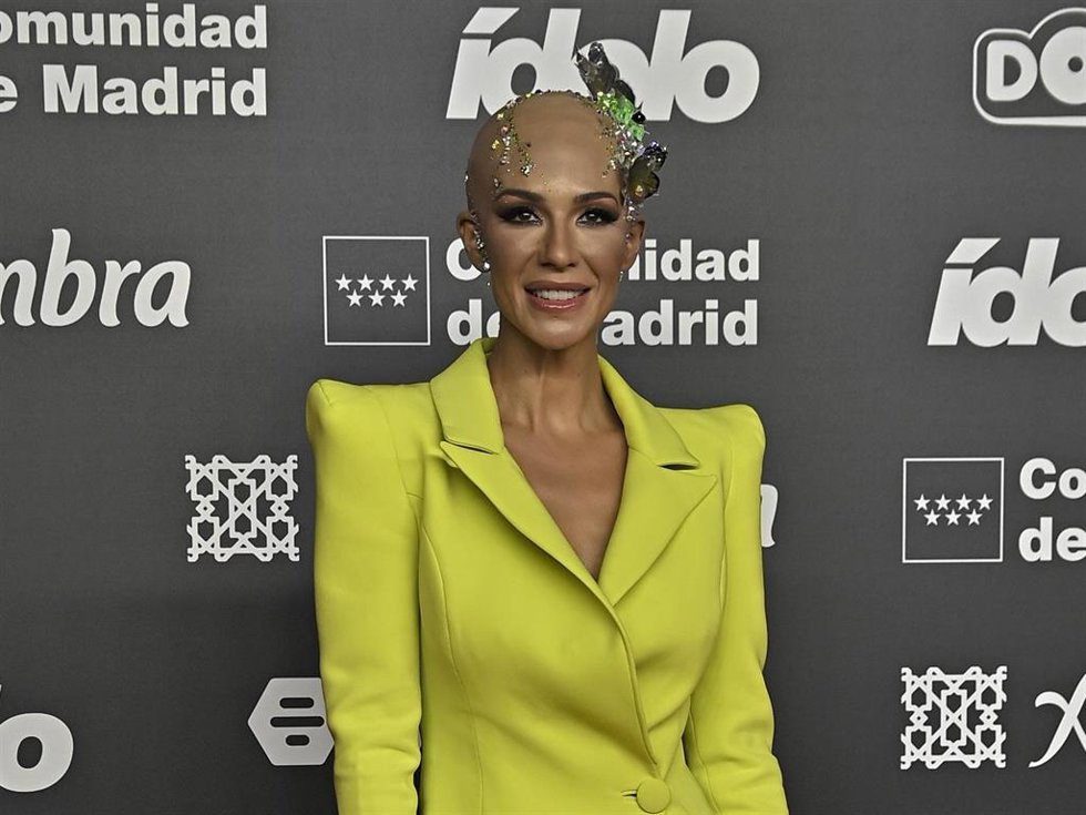 TAMARA GORRO EN LOS 'PREMIOS ÍDOLO'