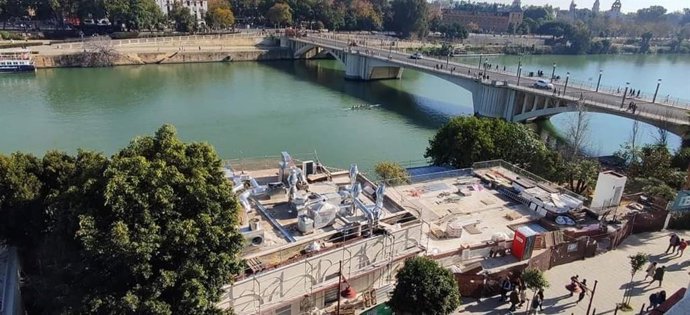 Vista área de las obras que se están realizando en el restaurante Río Grande.