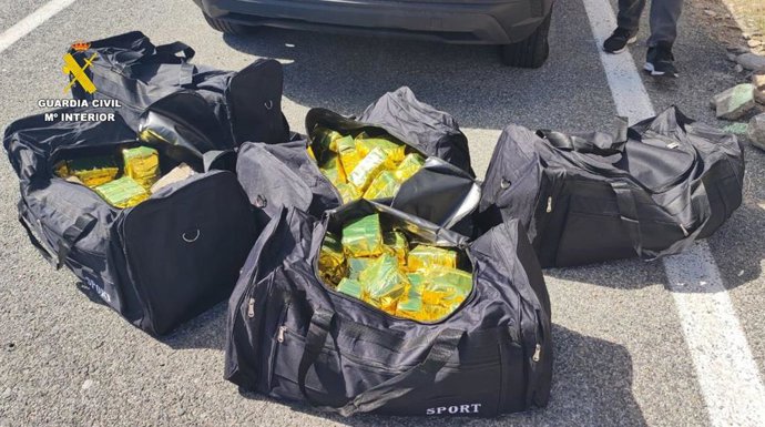 Hachís incautado tras un control en La Mamola