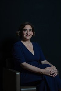 Colau celebra el "gran acuerdo" para la reforma de las pensiones