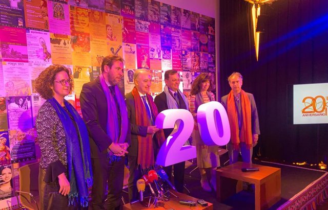 Presentación de los actos del 20 aniversario de la Casa de la India.