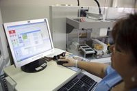 Salud replica al PSOE que la prórroga de contratos del SAS se ajusta a la norma estatal y niega opacidad en renovaciones