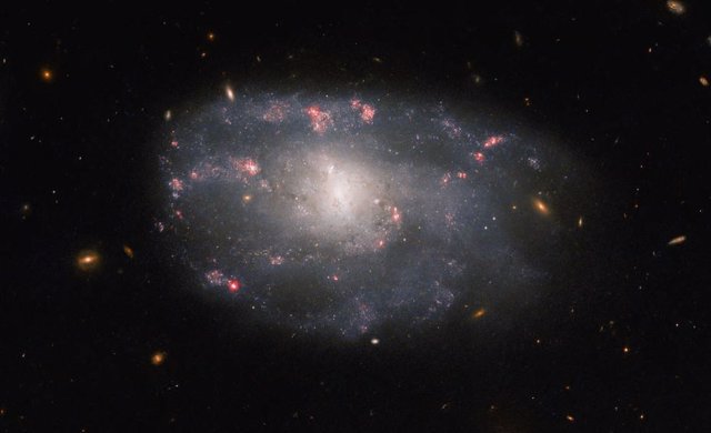 Galaxia NGC 5486
