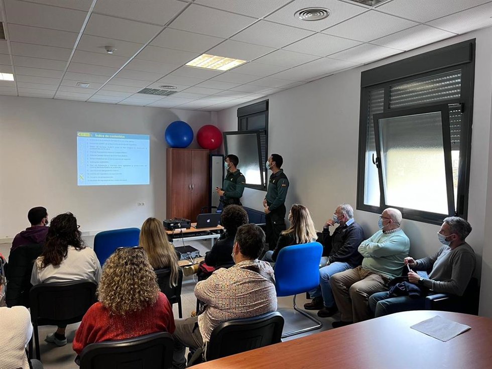 Más de 30 profesionales sanitarios de San Roque participan en un taller de prevención de agresiones