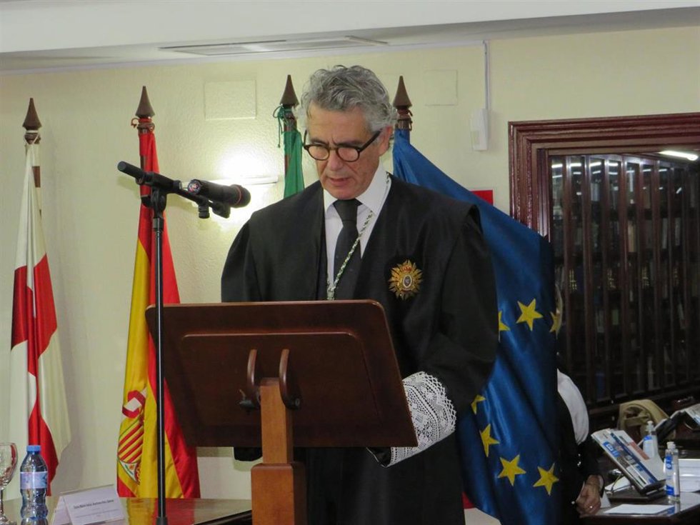 El decano del Ilustre Colegio de la Abogacía de Almería, Juan Luis de Aynat.