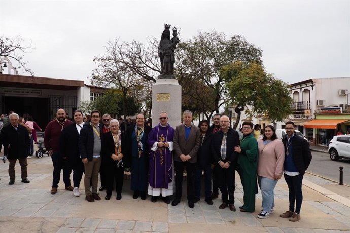 Bendición del monumento a la Virgen de los Miladros en Palos de la Frontera (Huelva)