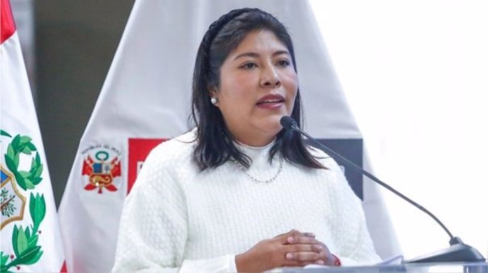 Archivo - La ex primera ministra peruana Betssy Chávez