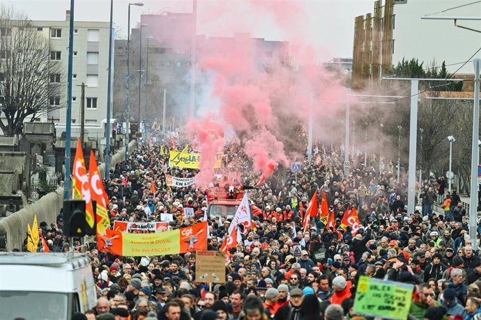 Marcha contra la reforma de las pensiones en Francia 