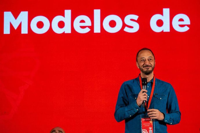 El secretario de Política Municipal del PSOE, Alfonso Rodríguez Gómez de Celis, en la Convención Municipal del PSOE-A