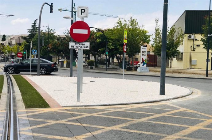Glorieta del trazado del metro de Granada.
