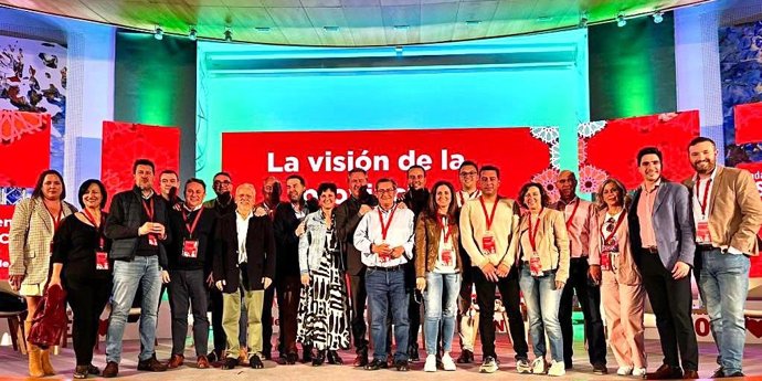 Más de 50 representantes del PSOE de Granada participan en la Convención Municipalista del PSOE-A en Huelva.