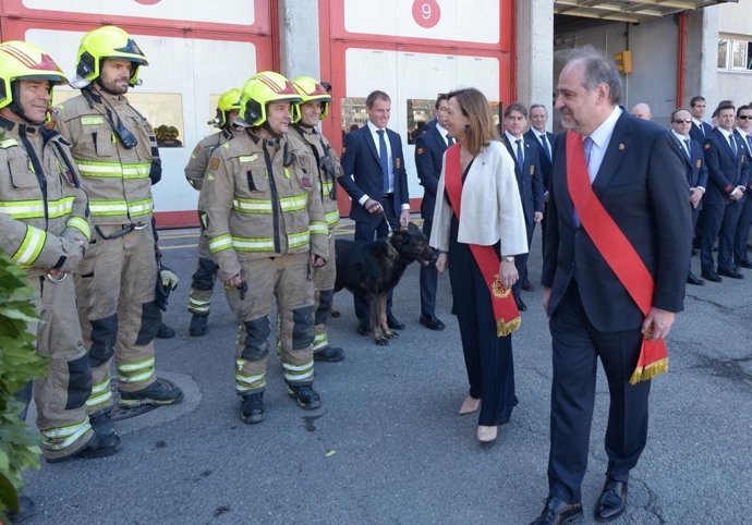 Natalia Chueca y Alfonso Mendoza en la celebración del patrón de los Bomberos