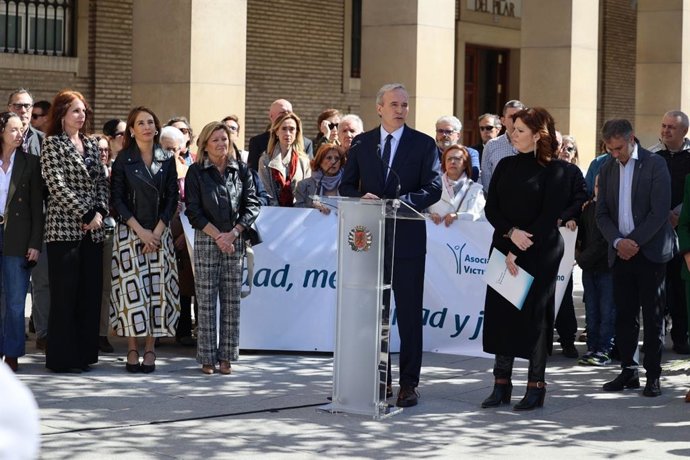 El alcalde Jorge Azcón participa en el acto organizado por la Asociación Víctimas del Terrorismo, en recuerdo del 11 M