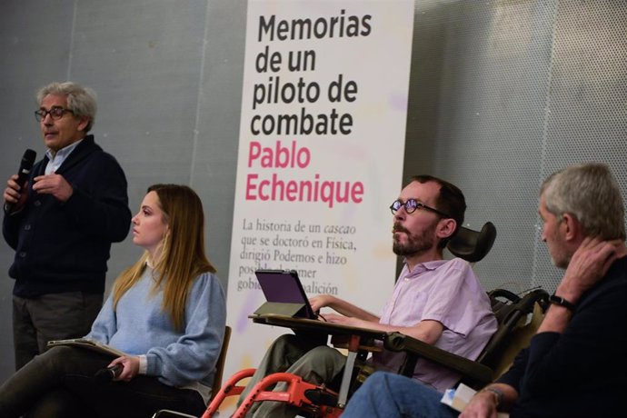 El portavoz parlamentario de Unidas Podemos en el Congreso de los Diputados, Pablo Echenique, durante la presentación de su libro en Zaragoza.