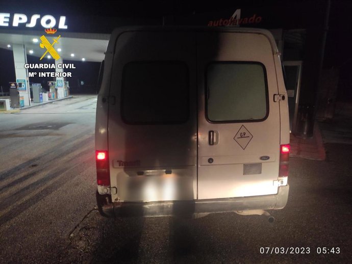 Furgón robado en Peligros