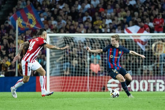 Archivo - Frenkie de Jong y Dani García en el FC Barcelona-Athletic Club de la primera vuelta de LaLiga Santander