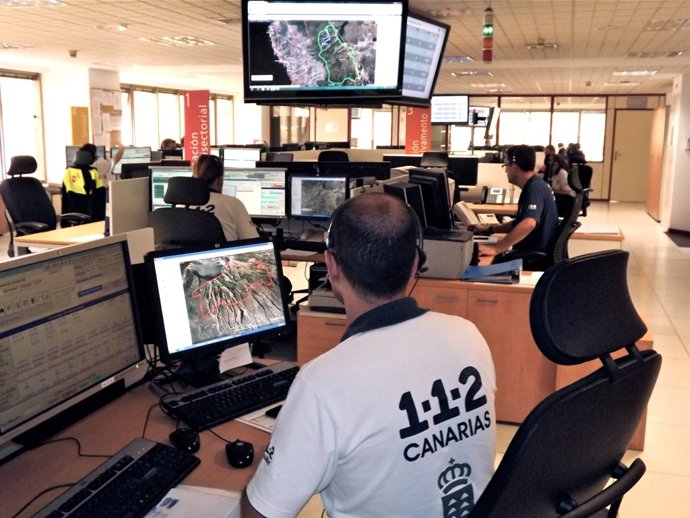 Archivo - Sala operativa del 112