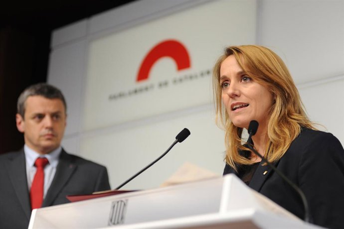 Archivo - La consellera de Economía y Hacienda de la Generalitat de Catalunya, Natlia Mas, interviene durante una rueda de prensa en el Parlament, a 2 de febrero de 2023, en Barcelona, Catalunya (España).