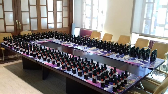 Ayto Mora Nota De Prensa Sobre Los 40 Aceites De Oliva Que Compiten En Mora Por Ser El Mejor De Clm