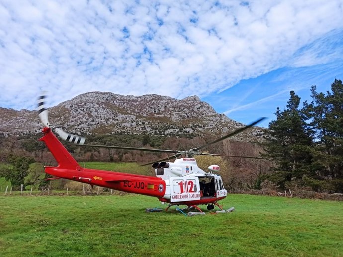 Helicóptero del Gobierno de Cantabria