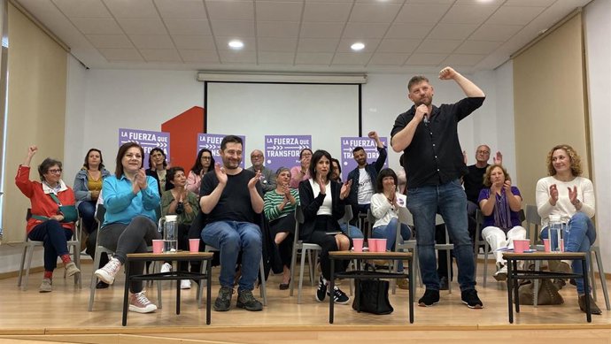 Acto de precampaña y presentación de candidatos de Podemos.
