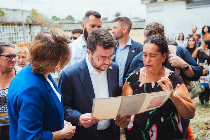 Pere Aragons visita el cementiri de Villavicencio, a Colmbia, aquest diumenge