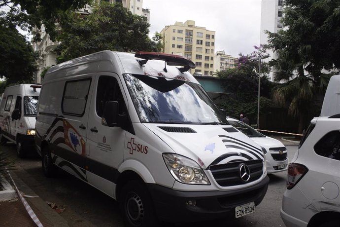 Archivo - Una ambulancia en Sao Paulo en una fotografía de archivo
