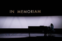 Los Oscar vuelven a desatar polémica al dejar fuera del In Memoriam a Saura, Charlbi Dean, Tom Sizemore o Anne Heche