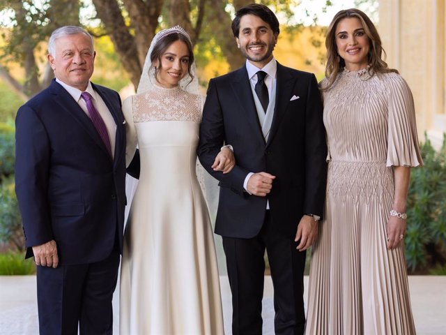 Los Reyes Abdalah y Rania de Jordania, con su hija la Princesa Iman y su marido Jameel Alexander Thermiotis,