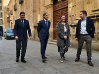 Fernández Carriedo defiende la "apuesta" de CyL por el diálogo social