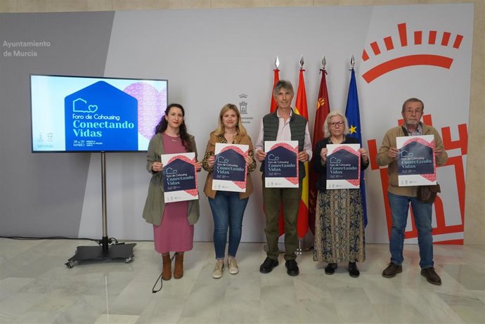 Presentación del primer foro nacional de expertos sobre 'cohousing'