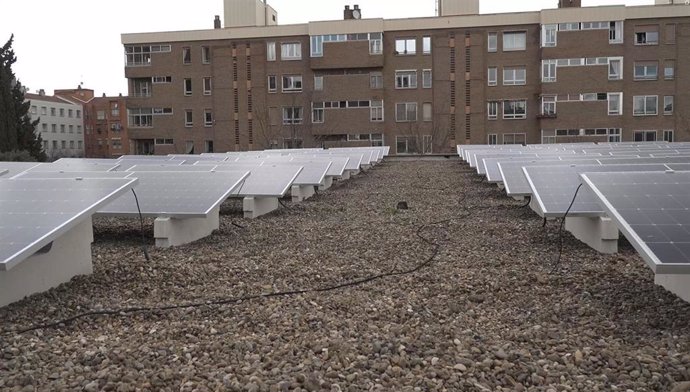 Instalación solar en el colegio José María Iribarren.