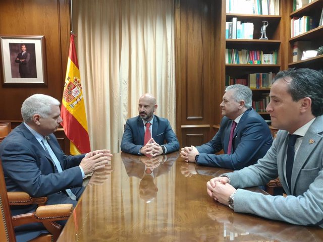 El Gobierno y la Cofradía de El Rico ultiman el indulto de un preso en la Semana Santa