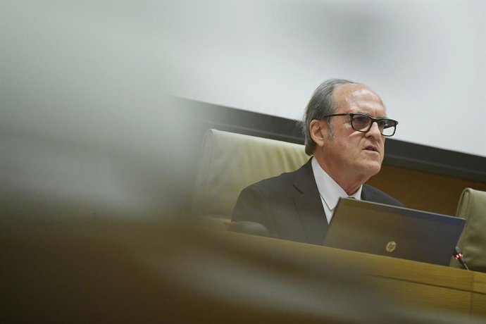 El Defensor del Pueblo, Ángel Gabilondo, durante una Comisión Mixta de Relaciones con el Defensor del Pueblo en el Congreso de los Diputados, a 20 de febrero de 2023, en Madrid (España). Ángel Gabilondo ha comparecido a petición propia para informar sob