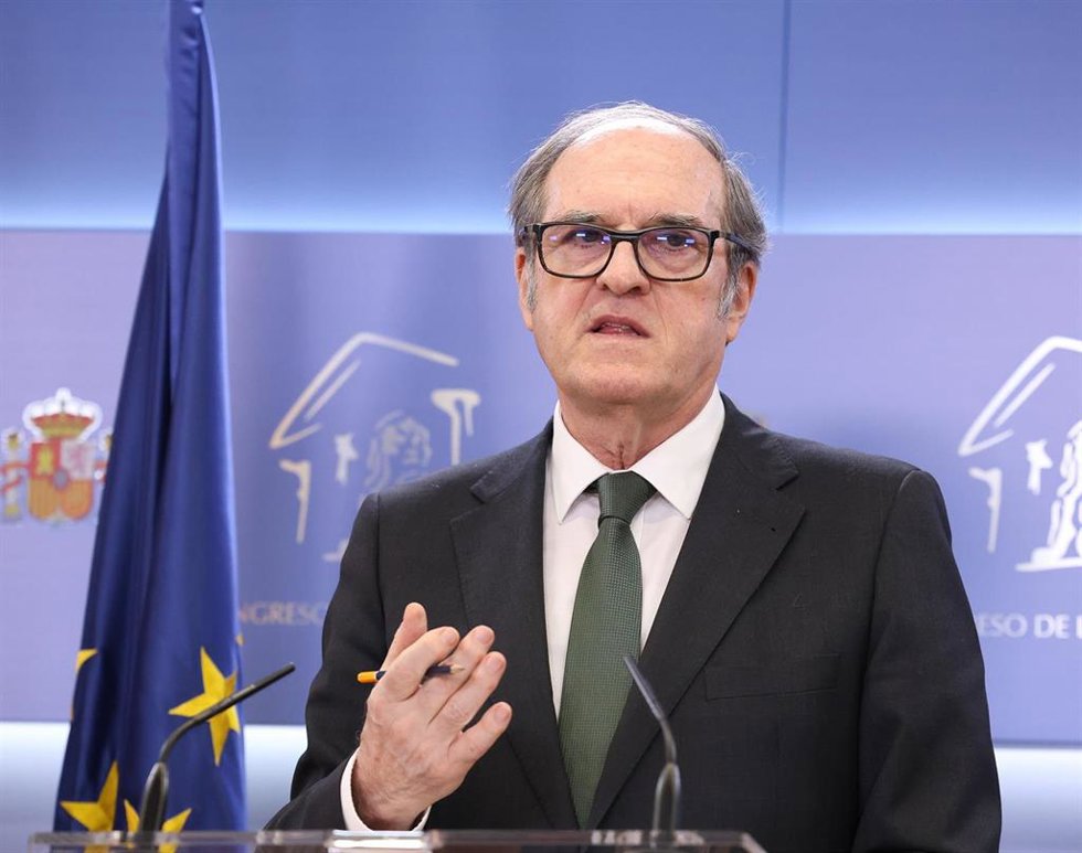 El Defensor del Pueblo, Ángel Gabilondo, ofrece una rueda de prensa tras la entrega del Informe Anual 2022 a la presidenta del Congreso, a 13 de marzo de 2023, en Madrid (España). 