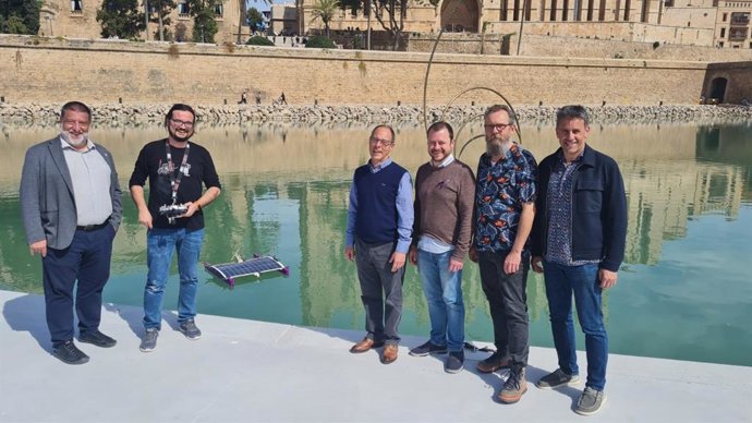 La I Regata Solar Islas Baleares, con embarcaciones no tripuladas propulsadas al 100% por paneles solares, se llevará a cabo entre el 19 y el 20 de mayo en el Parc de la Mar