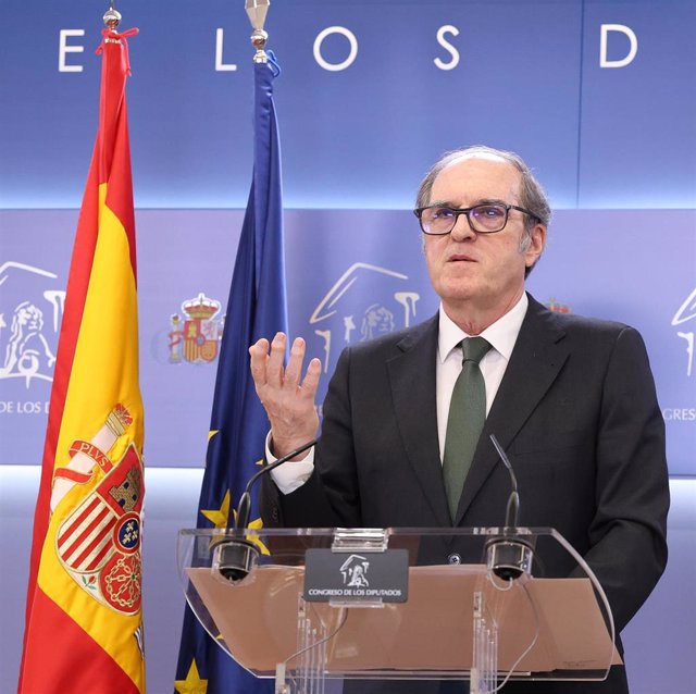 El Defensor del Pueblo, Ángel Gabilondo, ofrece una rueda de prensa tras la entrega del Informe Anual 2022