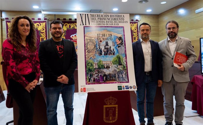 Presentación del cartel de la XIV edición de la Recreación histórica del pronunciamiento de Riego en Las Cabezas de San Juan, en Sevilla.