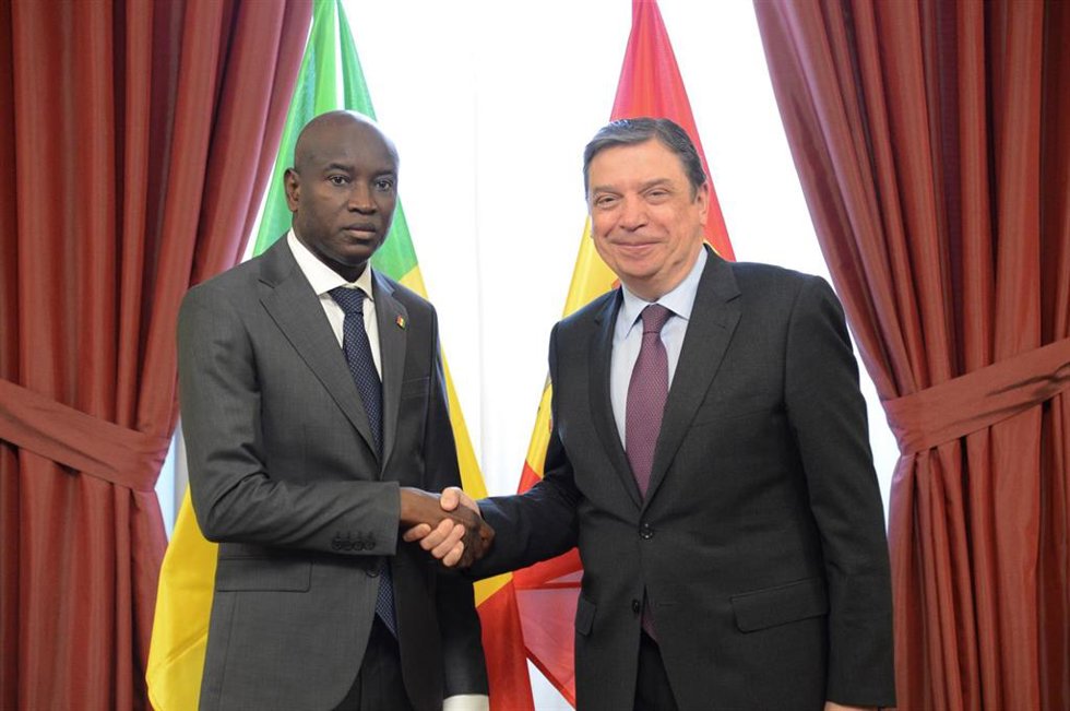 El ministro de Agricultura, Pesca y Alimentación, Luis Planas, se reúne con el titular de Agricultura y Equipamiento Rural de Senegal, Aly Ngouille Ndiaye