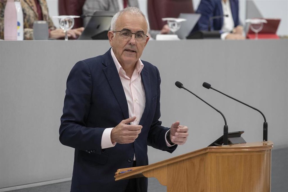 Archivo - El viceportavoz del Grupo Parlamentario Socialista en la Asamblea Regional, Alfonso Martínez.