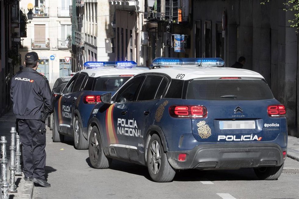 Archivo - Recursos de coches de Policía Nacional