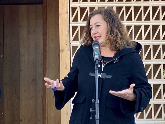 Archivo - La presidenta del Govern, Francina Armengol, en Ibiza.
